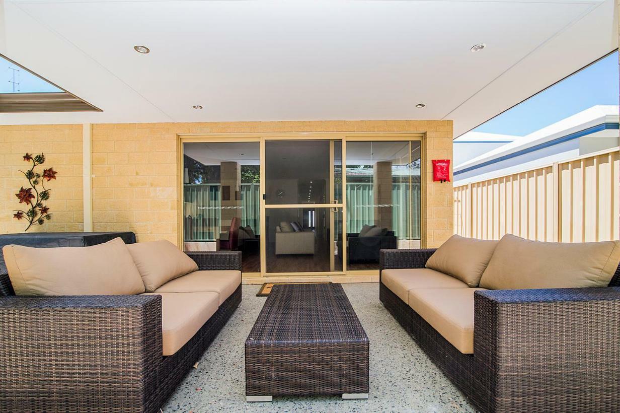 Busselton Holiday Home Exterior photo